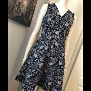 LOFT V-Neck Sleeveless Dress NWT